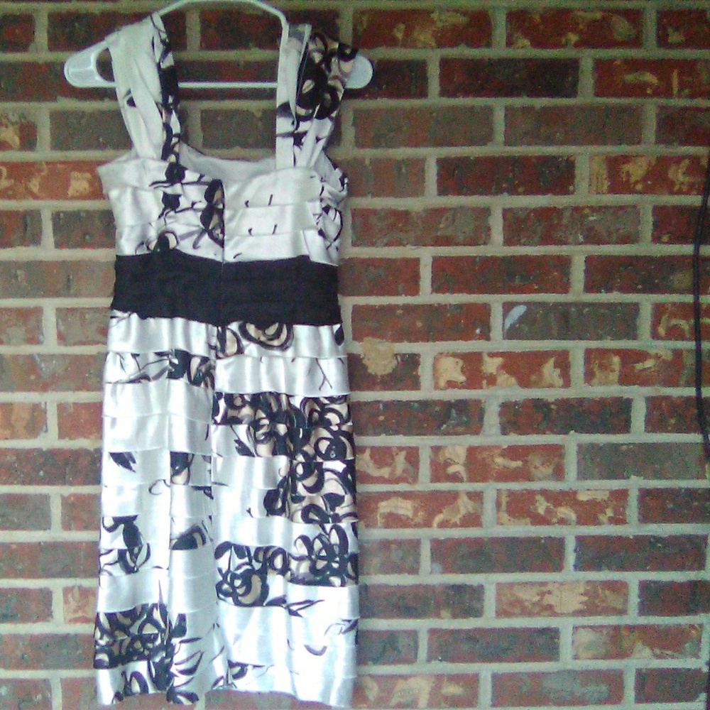 Jones New York dress
